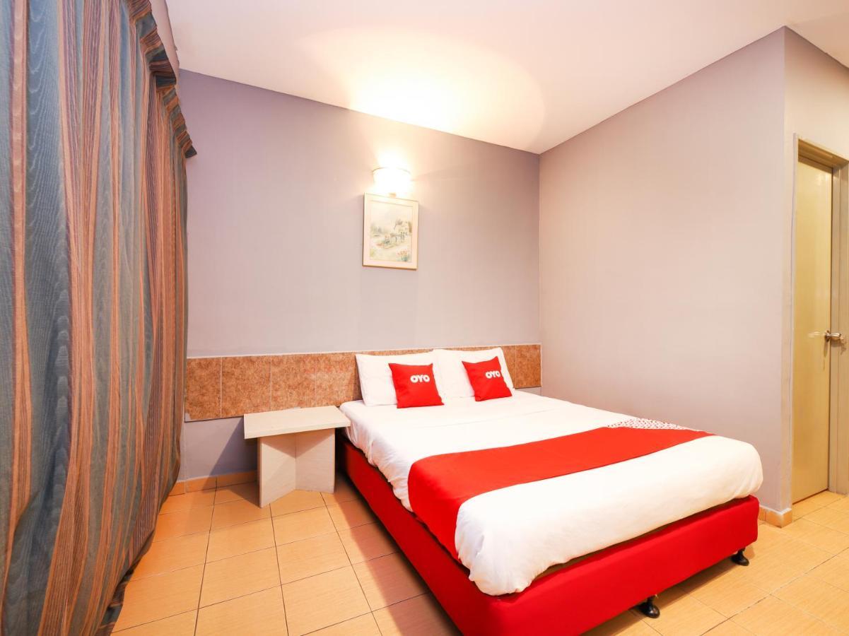 Oyo 89676 Hotel 22 Seremban Kültér fotó