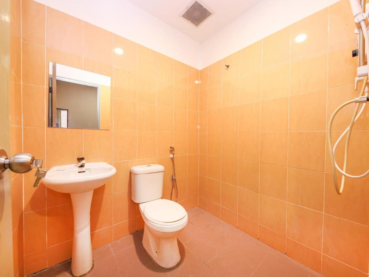 Oyo 89676 Hotel 22 Seremban Kültér fotó