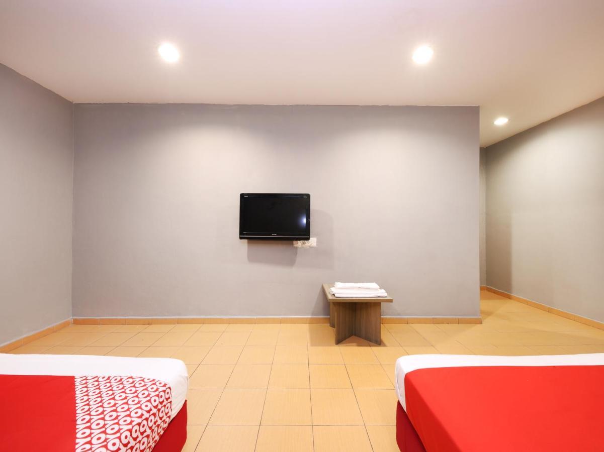 Oyo 89676 Hotel 22 Seremban Kültér fotó