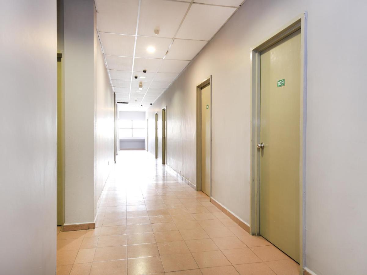 Oyo 89676 Hotel 22 Seremban Kültér fotó